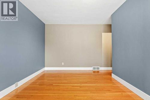 2719 Chalice Road Nw, Calgary, AB - Indoor Photo Showing Other Room