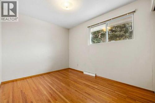 2719 Chalice Road Nw, Calgary, AB - Indoor Photo Showing Other Room