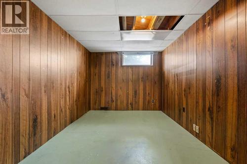 2719 Chalice Road Nw, Calgary, AB - Indoor