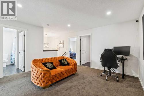 86 Creekside Way Sw, Calgary, AB - Indoor