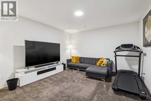 86 Creekside Way Sw, Calgary, AB - Indoor Photo Showing Other Room