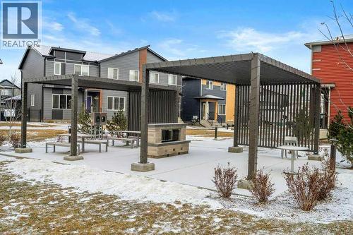 136 Wolf Hollow Manor Se, Calgary, AB - Outdoor