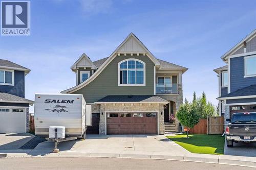 325 Kinniburgh Cove  Chestermere, AB T1X 0Y7