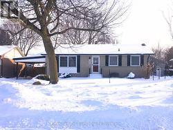 1020 BRAESIDE STREET  Woodstock (Woodstock - North), ON N4S 4T4