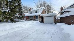 103 OAKRIDGE DRIVE  Toronto, ON M1M 2A7
