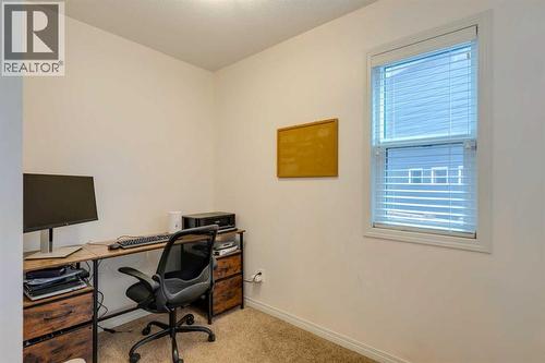 123 Marquis Green Se, Calgary, AB - Indoor Photo Showing Office