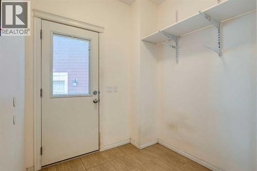 123 Marquis Green Se, Calgary, AB - Indoor