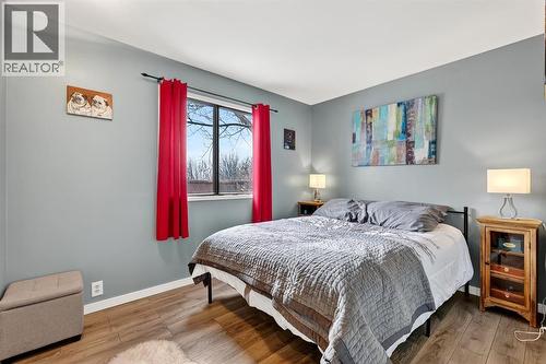941 Ranchview Crescent Nw, Calgary, AB - Indoor Photo Showing Bedroom