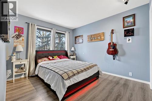 941 Ranchview Crescent Nw, Calgary, AB - Indoor Photo Showing Bedroom