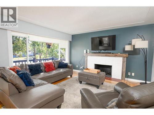 1601 Gorse Street, Prince George, BC - Indoor Photo Showing Living Room With Fireplace