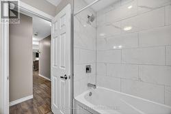 Main Bathroom - 