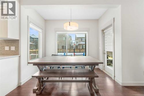 35 Aspenshire Drive Sw, Calgary, AB - Indoor Photo Showing Other Room