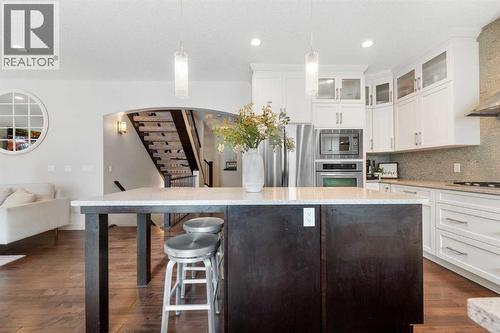 35 Aspenshire Drive Sw, Calgary, AB - Indoor Photo Showing Kitchen With Upgraded Kitchen