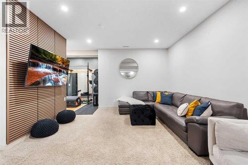 35 Aspenshire Drive Sw, Calgary, AB - Indoor