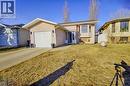 46 Heritage Crescent W, Lethbridge, AB  - Outdoor 