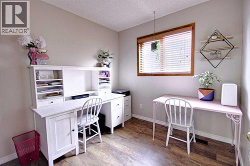 46 Heritage Crescent W, Lethbridge, AB - Indoor Photo Showing Office