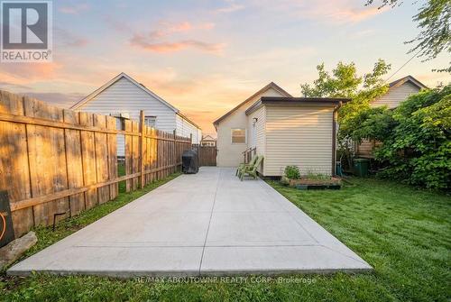 435 Waverly Street, Hamilton, ON - Outdoor