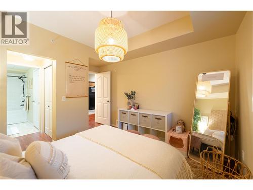 3178 Via Centrale Unit# 2201, Kelowna, BC - Indoor Photo Showing Bedroom