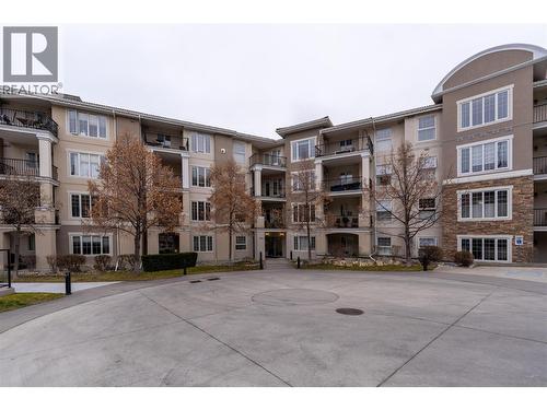 3178 Via Centrale Unit# 2201, Kelowna, BC - Outdoor With Facade