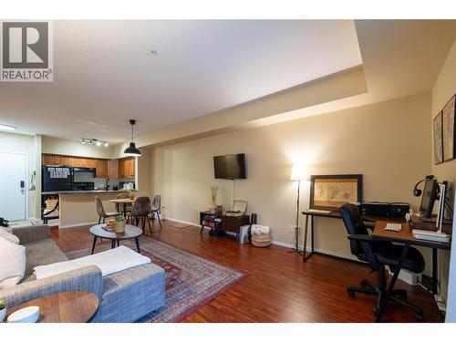 3178 Via Centrale Unit# 2201, Kelowna, BC - Indoor Photo Showing Other Room