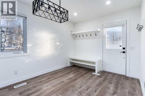 6163 Penworth Road Se, Calgary, AB - Indoor Photo Showing Other Room