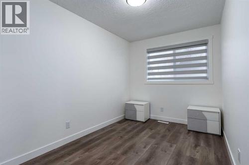 6163 Penworth Road Se, Calgary, AB - Indoor Photo Showing Other Room