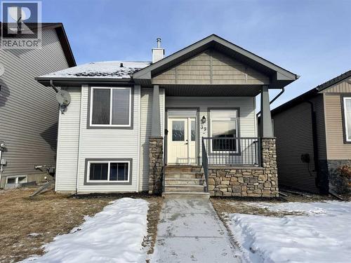 39 Reynolds Road  Sylvan Lake, AB T4S 0C2
