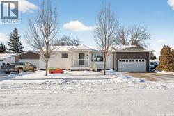 1150 Bogue AVENUE  Moose Jaw, SK S6H 4M5