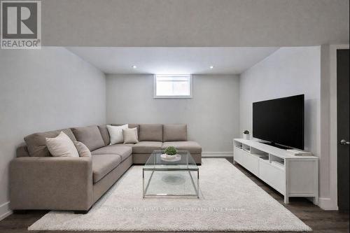 256 Walter Avenue S, Hamilton, ON - Indoor