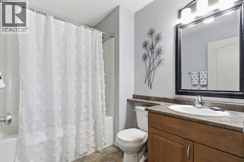 1601 52 Avenue, Lloydminster, AB - Indoor Photo Showing Bathroom