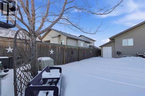 1601 52 Avenue, Lloydminster, AB - Outdoor With Exterior