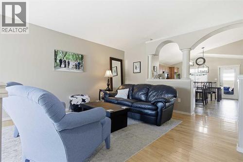 1601 52 Avenue, Lloydminster, AB - Indoor Photo Showing Living Room