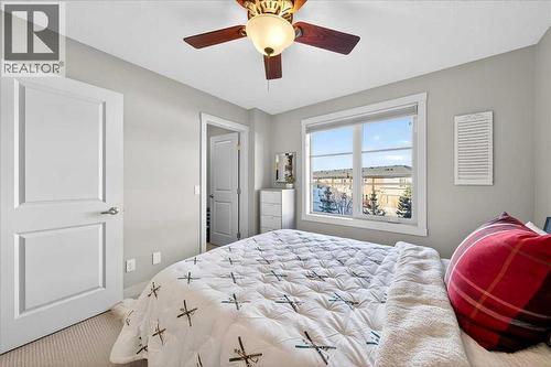 Second bedroom with ensuite and walk-in closet - 37 Aspen Hills Terrace Sw, Calgary, AB - Indoor Photo Showing Bedroom