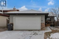 230 Aspen Creek Crescent  Strathmore, AB T1P 1X8