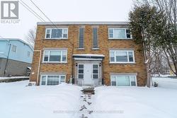 1176 SHILLINGTON AVENUE  Ottawa, ON K1Z 7Z4