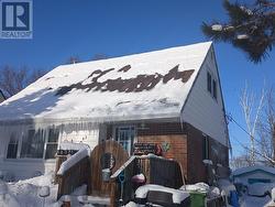 40 Robertson RD  Elliot Lake, ON P5A 1C7