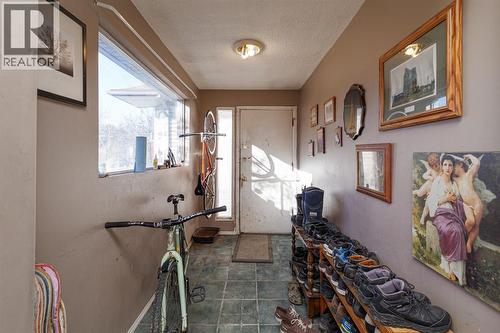 2824 Parkdale Boulevard Nw, Calgary, AB - Indoor Photo Showing Other Room