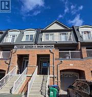 43 SEACHART PLACE  Brampton, ON L6P 3E1