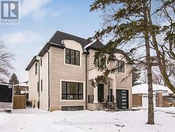 25 CRONIN DRIVE  Toronto, ON M9B 4T7