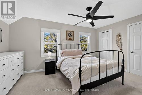 56 Francis Street, Hamilton, ON - Indoor Photo Showing Bedroom