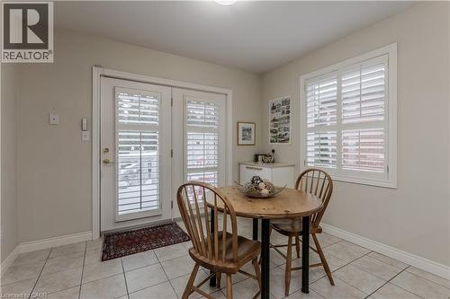 1146 Augustus Drive, Burlington, ON - Indoor Photo Showing Dining Room