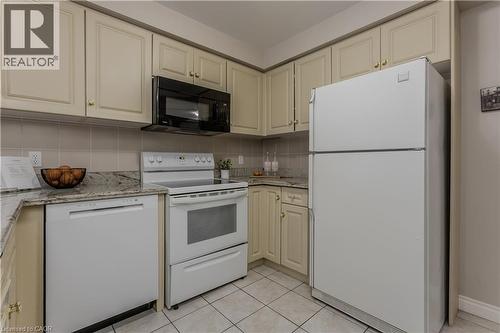 1146 Augustus Drive, Burlington, ON - Indoor Photo Showing Kitchen