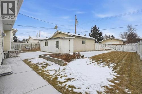 5224 5 Avenue Se, Calgary, AB - Outdoor