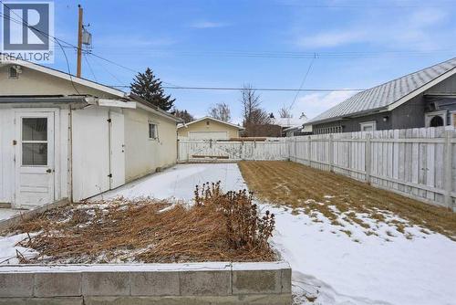 5224 5 Avenue Se, Calgary, AB - Outdoor