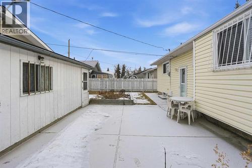 5224 5 Avenue Se, Calgary, AB - Outdoor With Exterior
