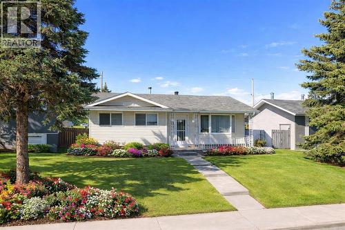 5224 5 Avenue SE  Calgary, AB T2A 4Y9