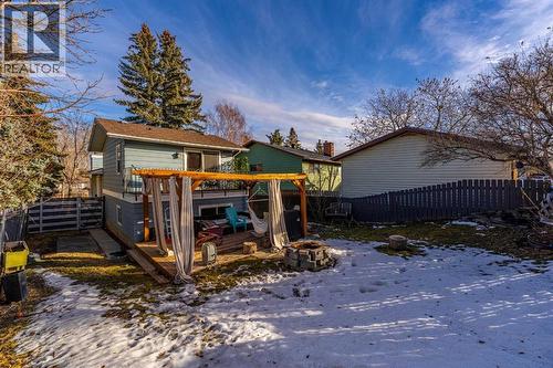 1347 Berkley Drive Nw, Calgary, AB - Outdoor