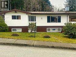 6184 COLUMBIA STREET  Powell River, BC V8A 4T4
