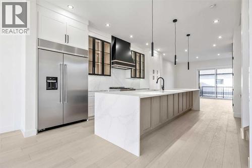 48" width Fridge/Freezer - 1417 42 Street Sw, Calgary, AB - Indoor Photo Showing Kitchen With Upgraded Kitchen