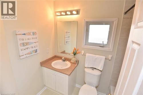 Bathroom with vanity and light tile patterned flooring - 2258 Empire Crescent, Burlington, ON - Indoor Photo Showing Bathroom